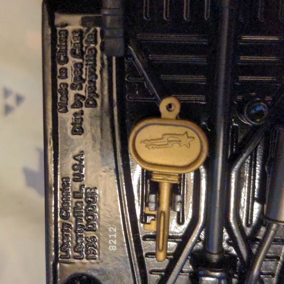 Limited Edition Police Liberty Classics 1936 Dodge Police 8212 - Picture 12 of 15